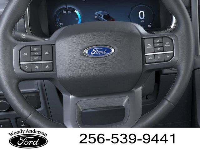 2025 Ford F-150 Lightning XLT photo 10