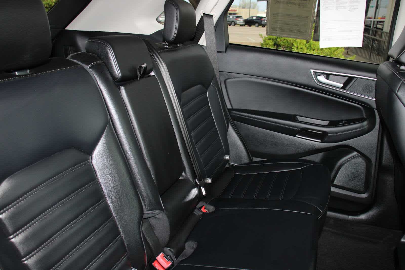 2024 Ford Edge SEL photo 35