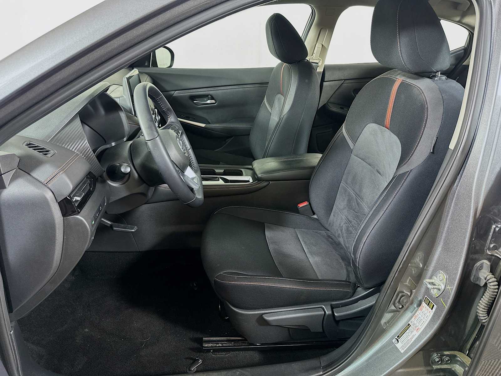 2021 Nissan Sentra SR photo 19