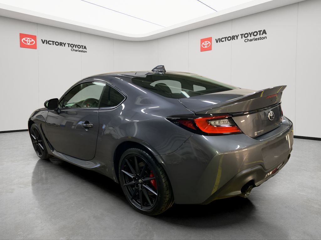 2025 Toyota GR86 Premium photo 3