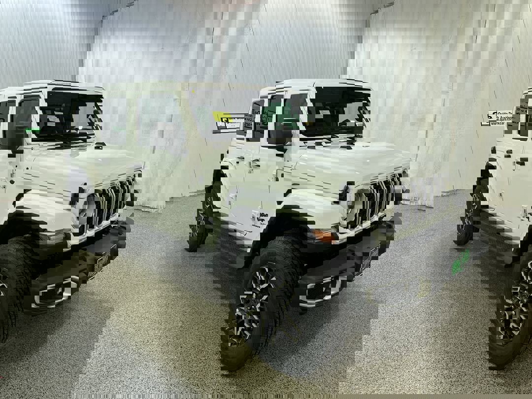 2026 Jeep Wrangler 4-Door Sahara's photo