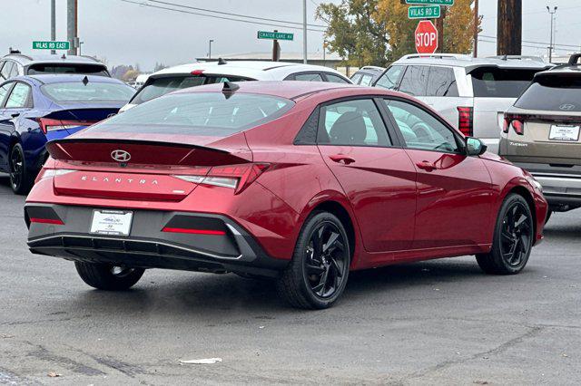 2026 Hyundai Elantra Hybrid SEL Sport photo 4