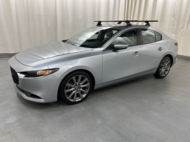 2019 Mazda Mazda3 Preferred photo 2
