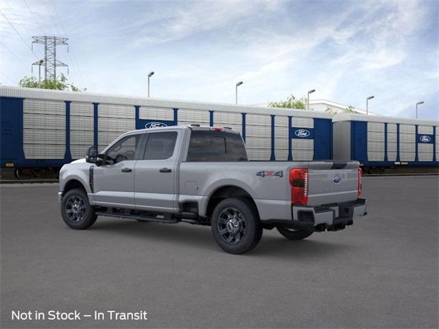 2025 Ford F-250 photo 3