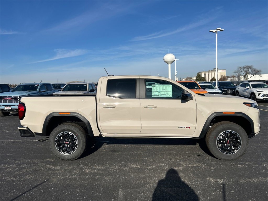 2026 GMC CANYON - Image 8