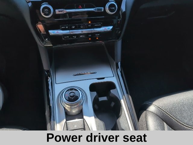 2022 Ford Explorer ST photo 2