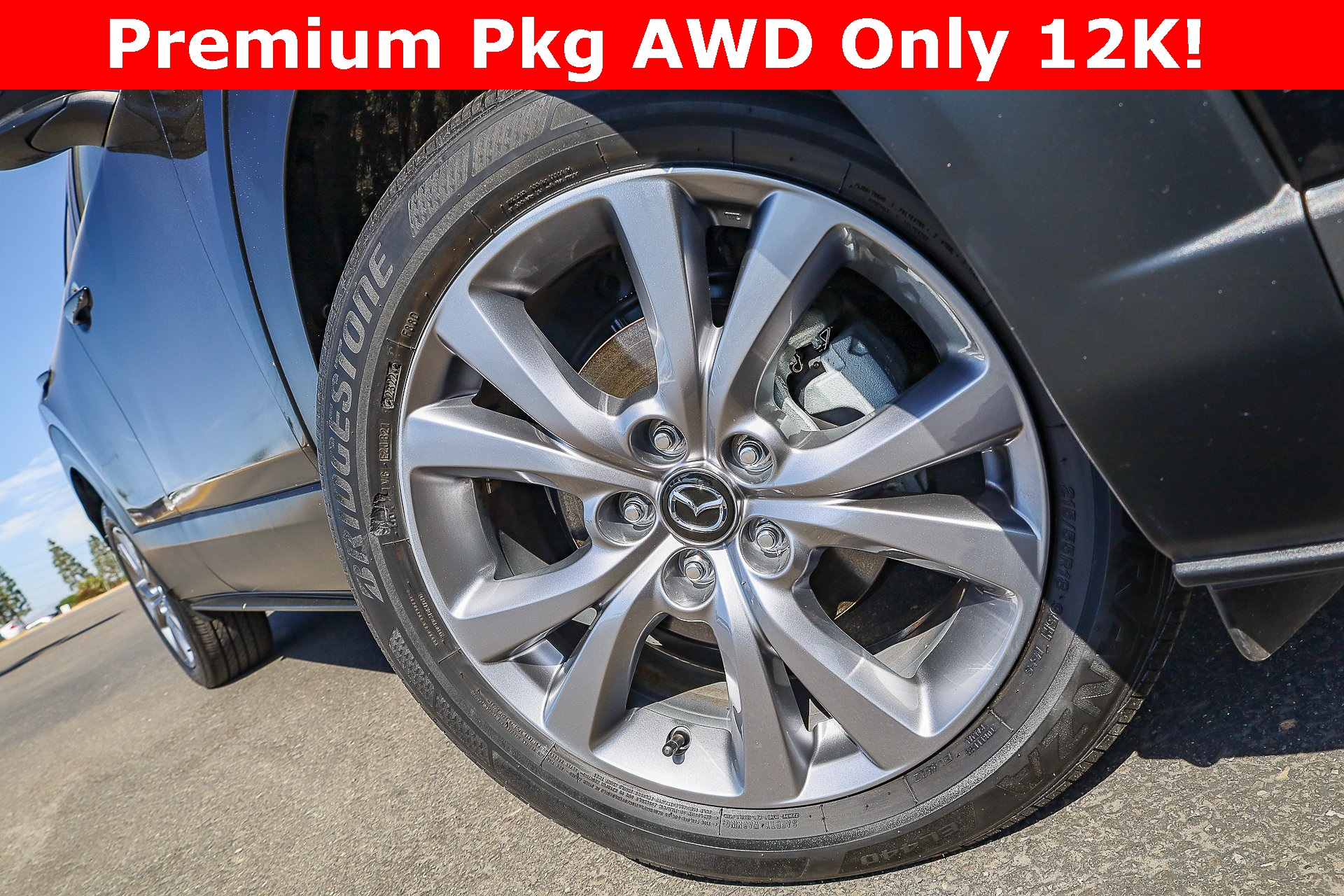 2022 Mazda CX-30 2.5 S Premium photo 2