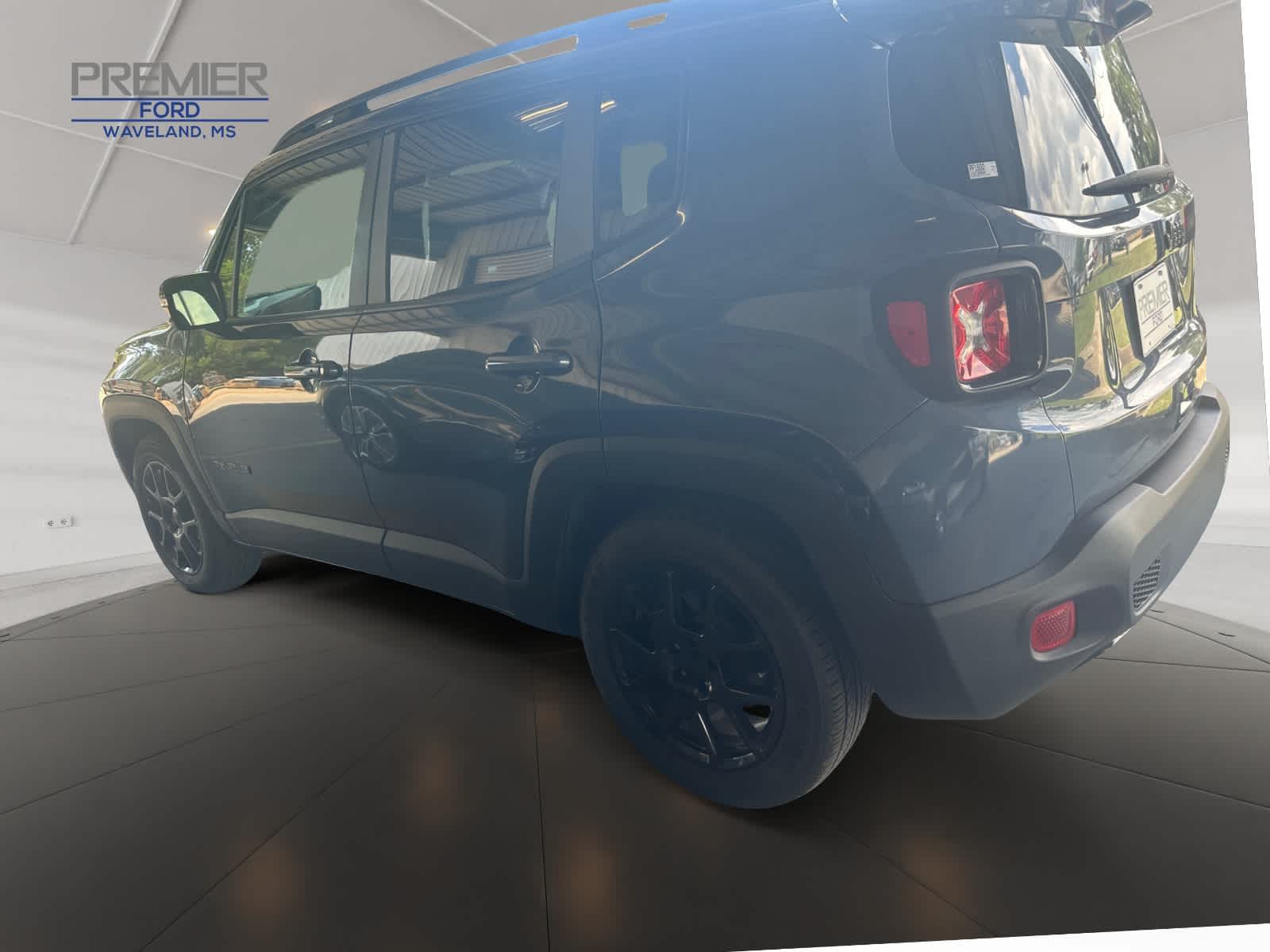 2020 Jeep Renegade Altitude photo 3