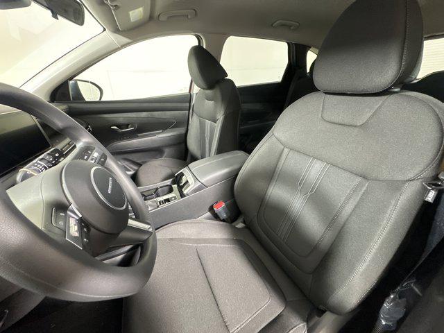 2026 Hyundai Tucson SEL photo 9
