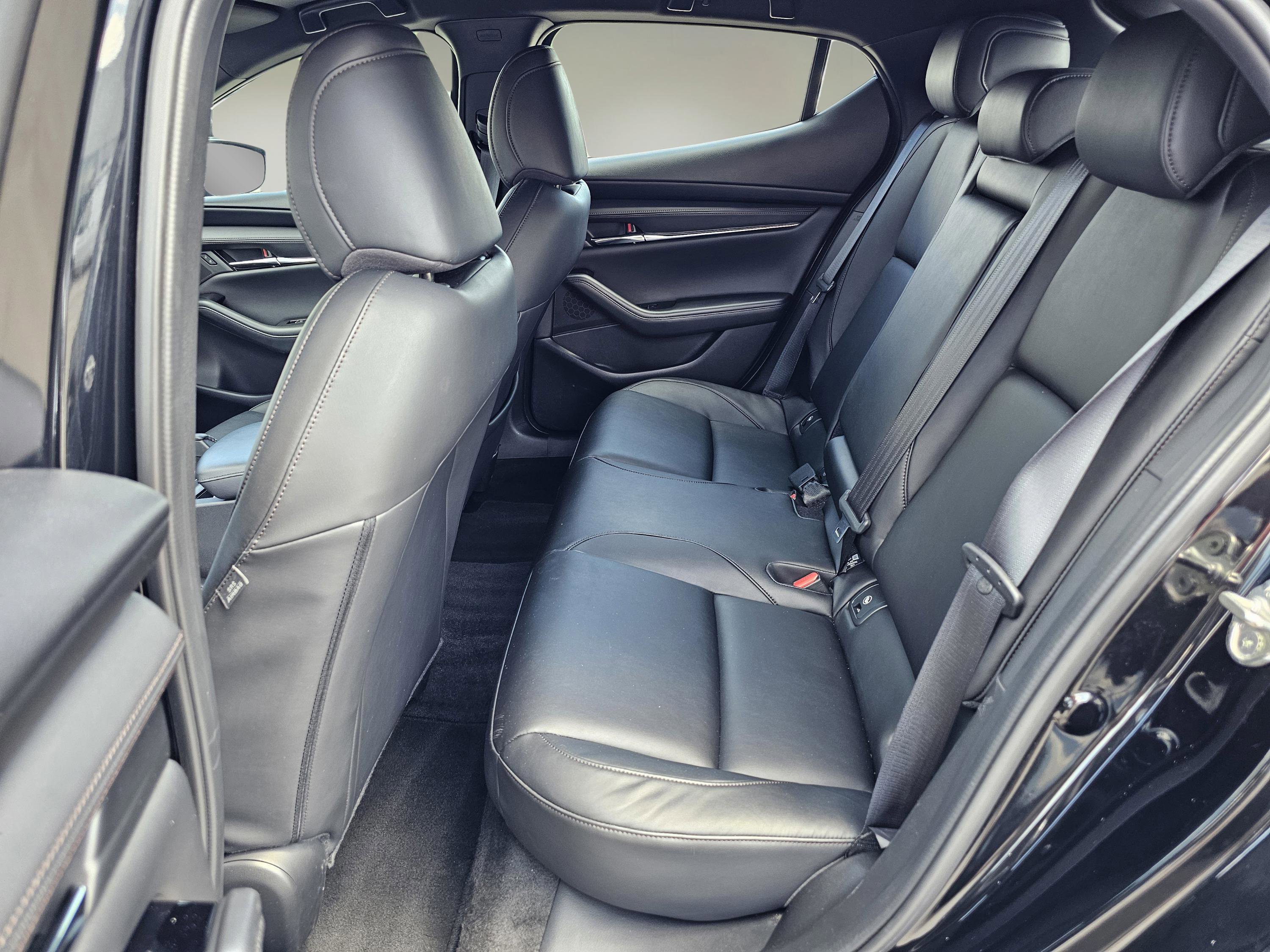 2024 Mazda Mazda3 Hatchback 2.5 s Preferred photo 26