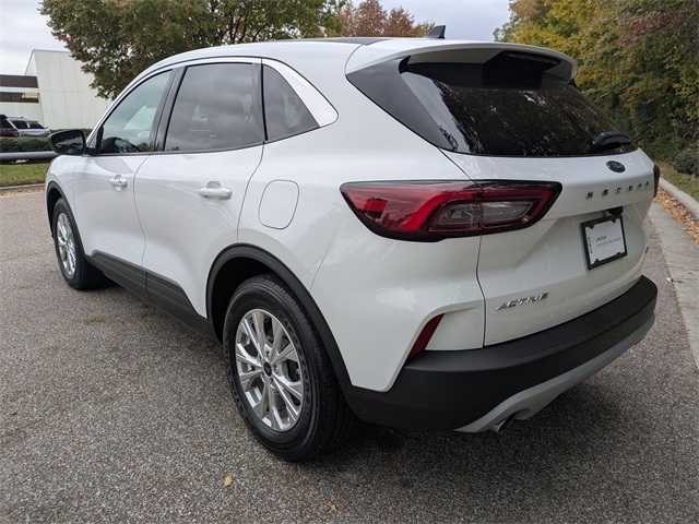 2023 Ford Escape Hybrid Active photo 3