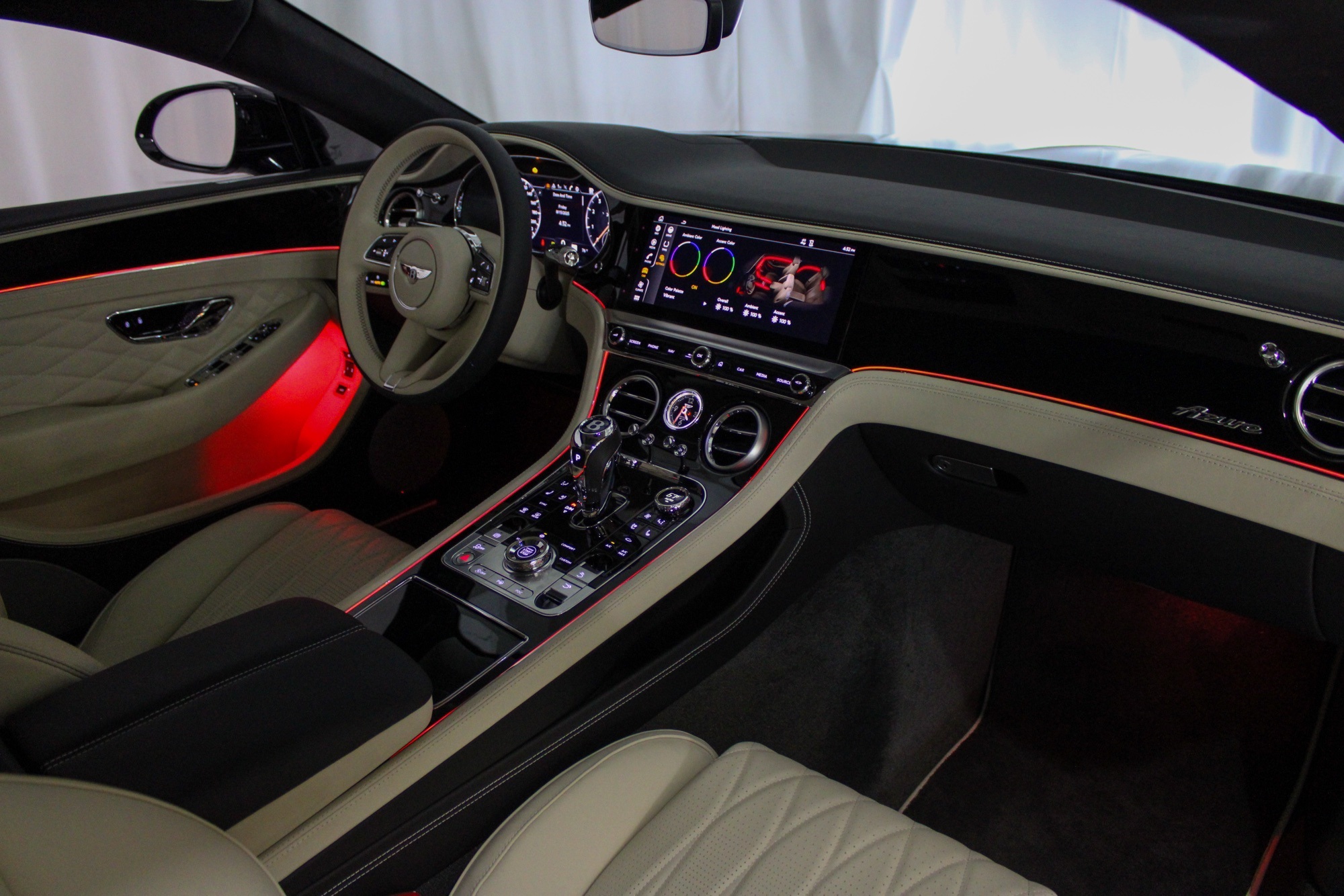 2024 Bentley Continental GT Azure V8 photo 29