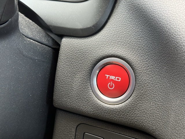 2024 Toyota Sequoia SR5 photo 21