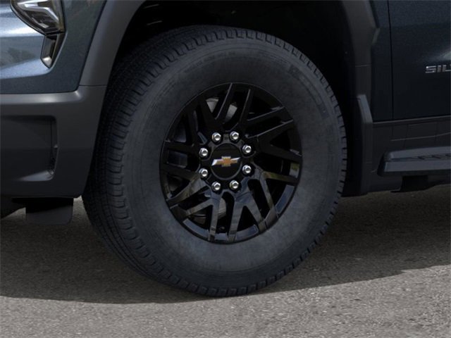 2026 Chevrolet Silverado EV LT photo 7