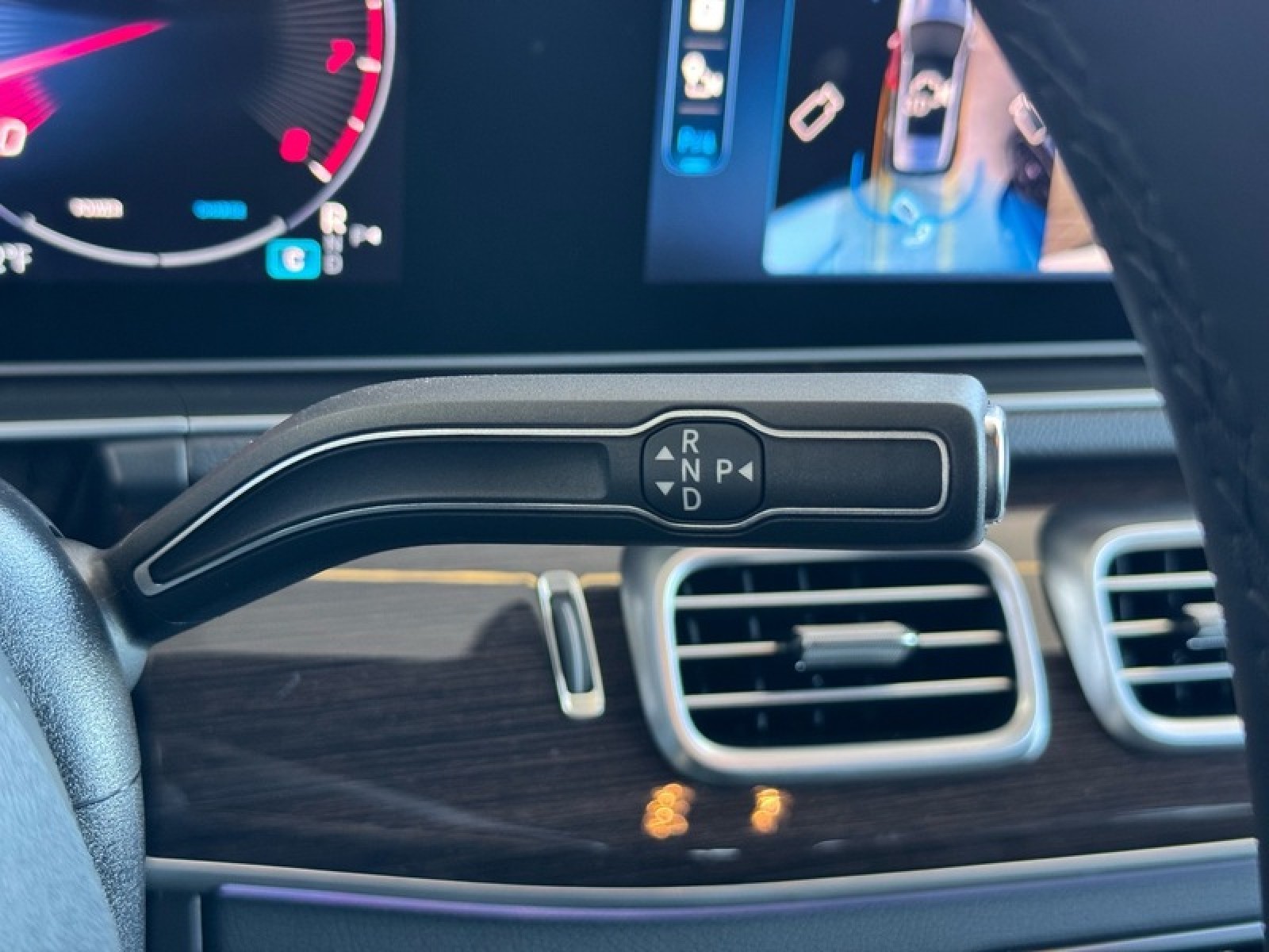 2025 Mercedes Benz GLE 350 4MATIC photo 36