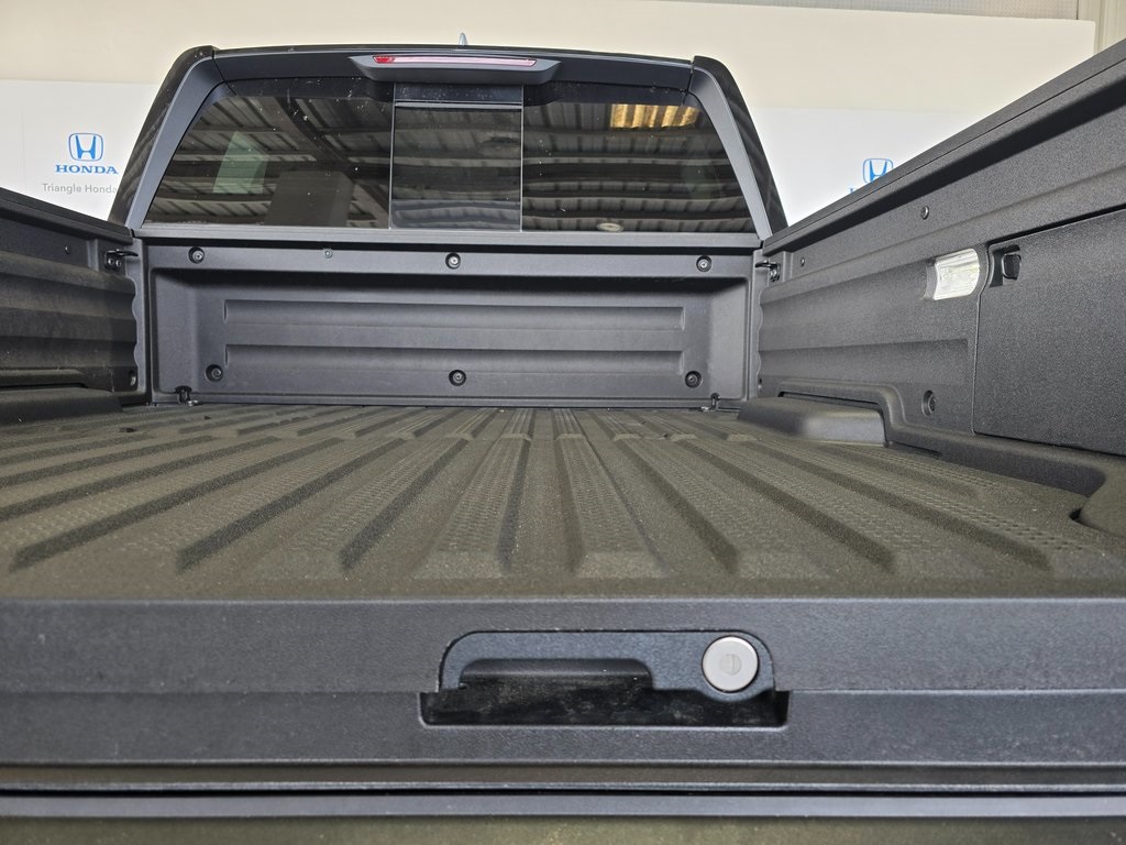 2025 Honda Ridgeline Black Edition photo 57