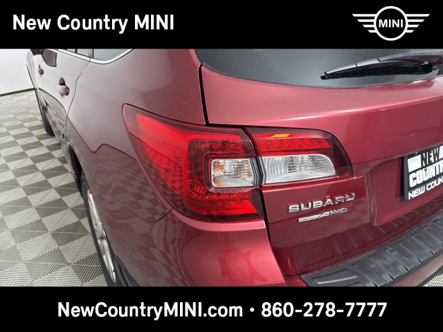 2017 Subaru Outback 2.5i Premium photo 13