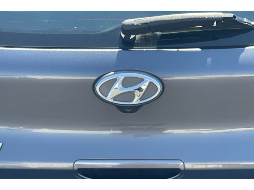 2018 Hyundai Elantra GT Base photo 14