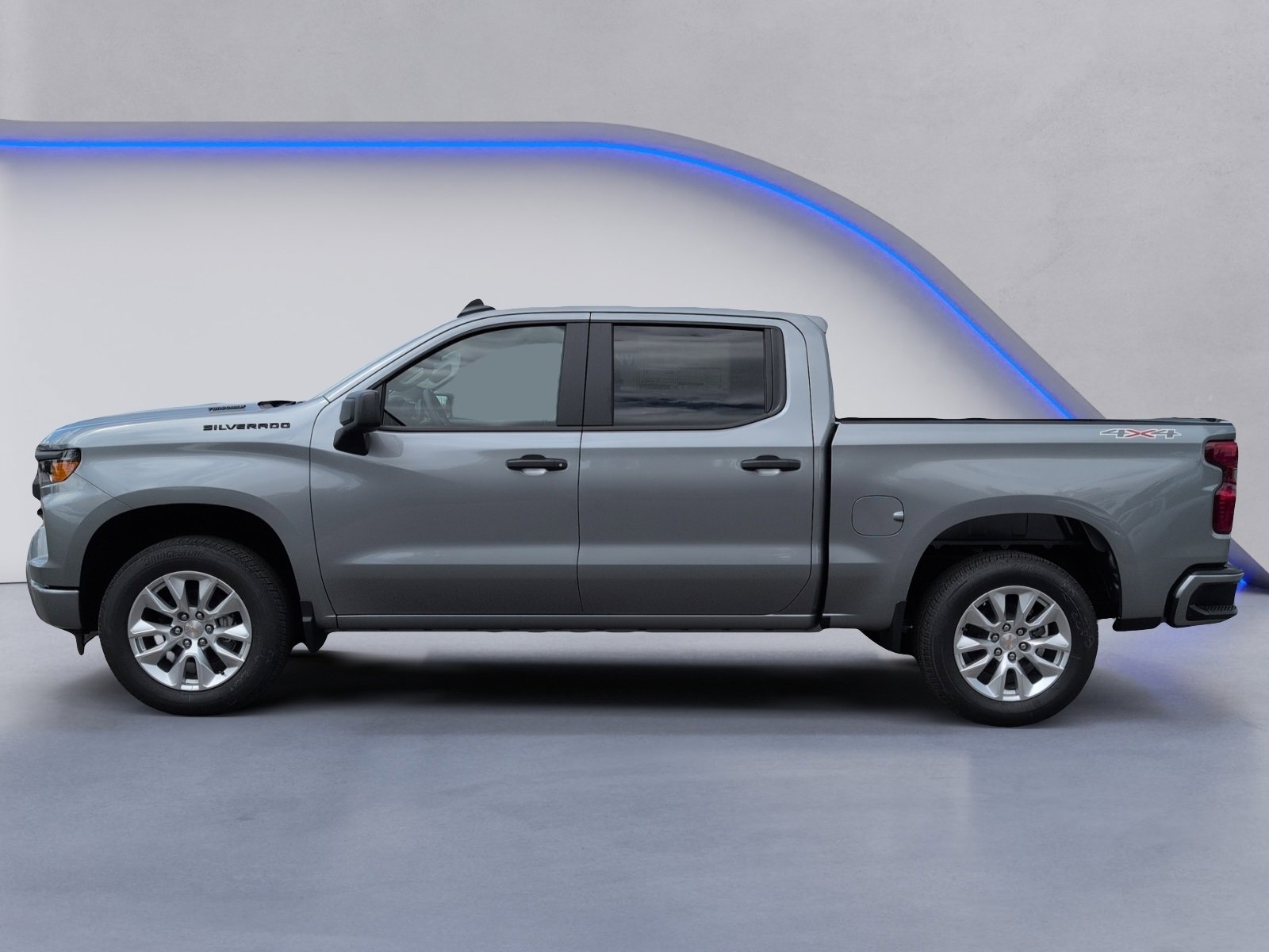 2025 Chevrolet Silverado 1500 Custom photo 4
