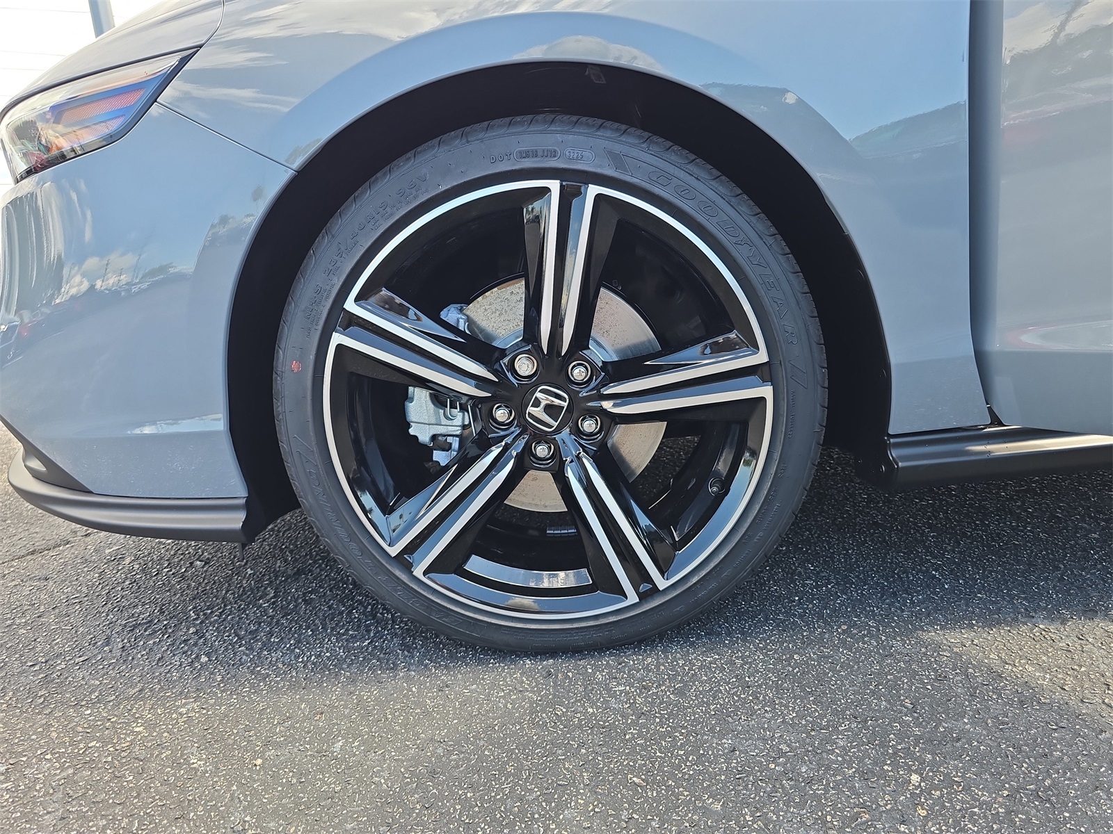 2025 Honda Accord Hybrid Sport photo 28