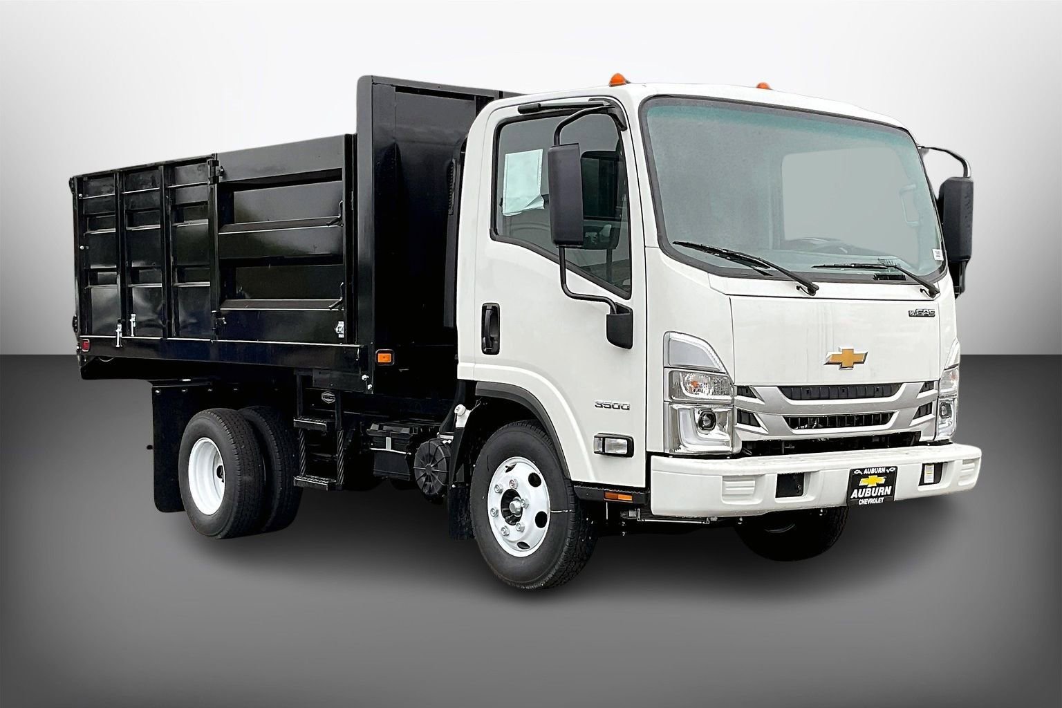 2025 Chevrolet Low Cab Forward Base's photo