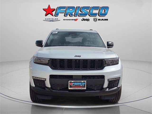 2025 Jeep Grand Cherokee Limited photo 2