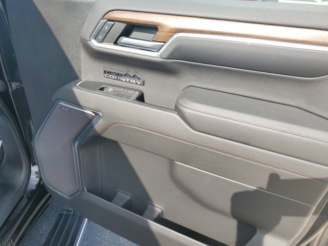 2023 Chevrolet Silverado 1500 High Country photo 10