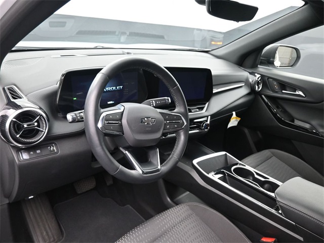 2025 Chevrolet Equinox LT photo 10