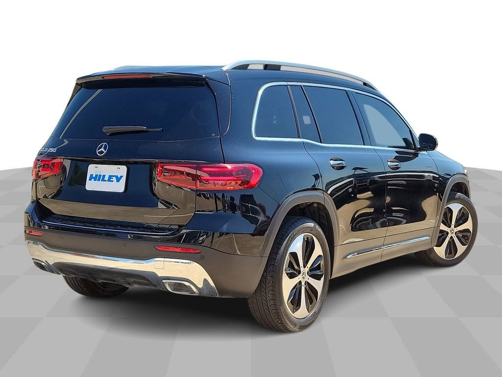 2024 Mercedes Benz GLB 250 photo 7