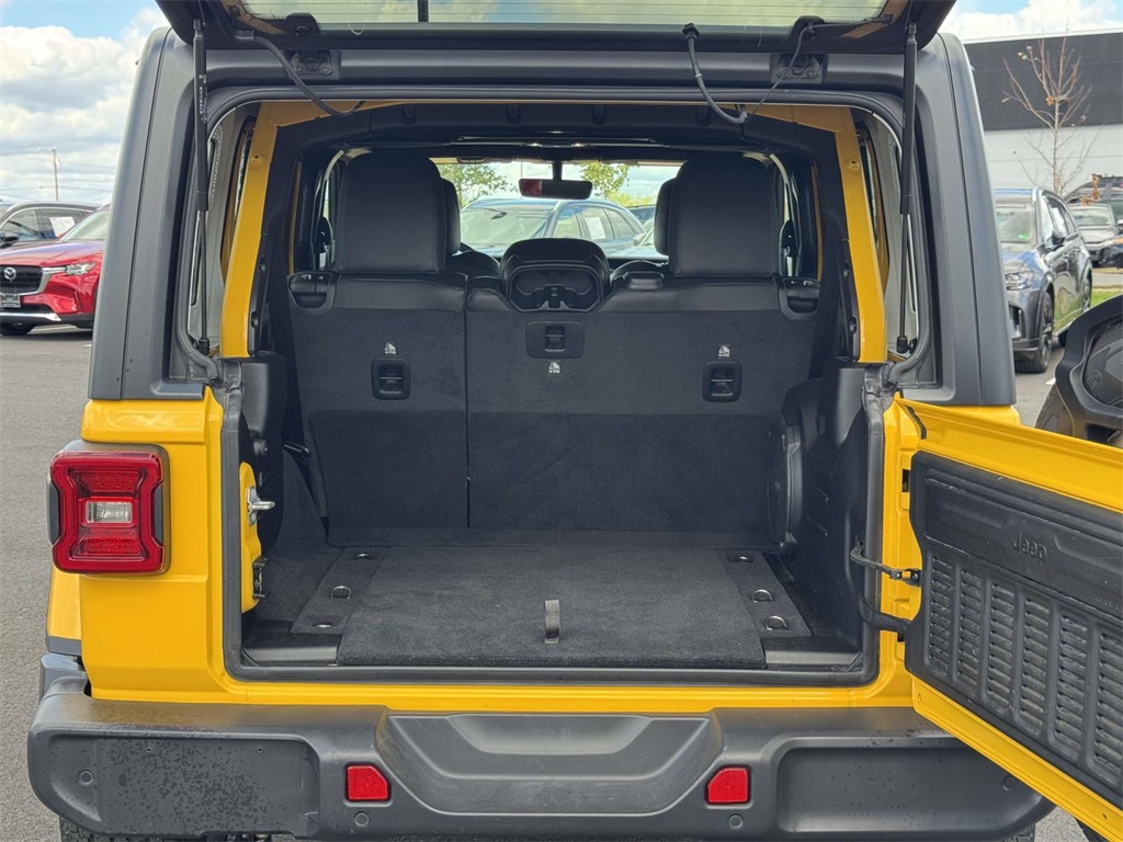 2021 Jeep Wrangler Unlimited Sahara photo 29