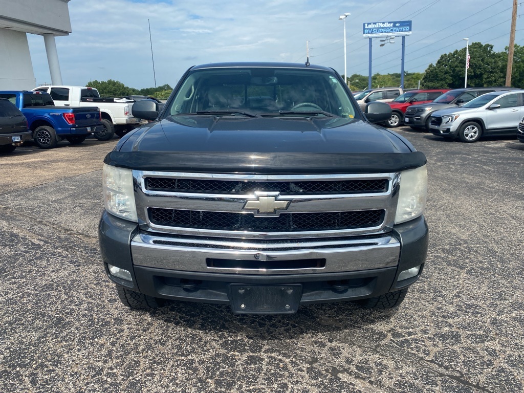 2011 Chevrolet Silverado 1500 LTZ photo 2