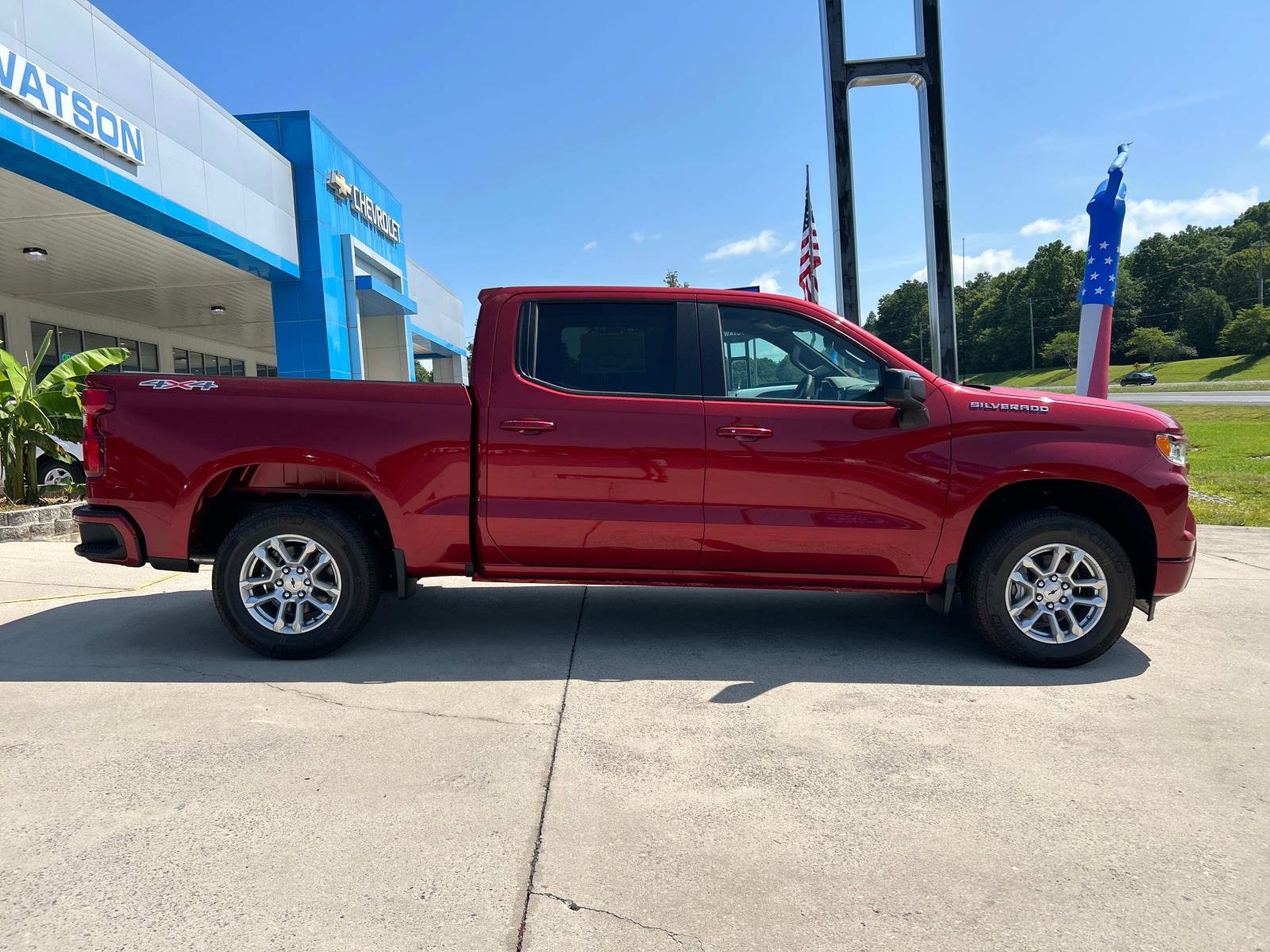2025 Chevrolet Silverado 1500 RST photo 3