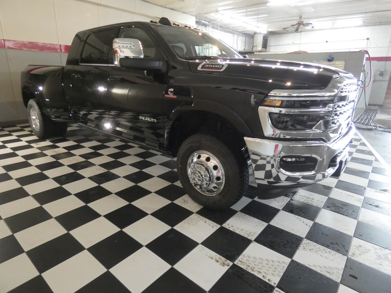 2025 Ram 3500 Limited Longhorn photo 2