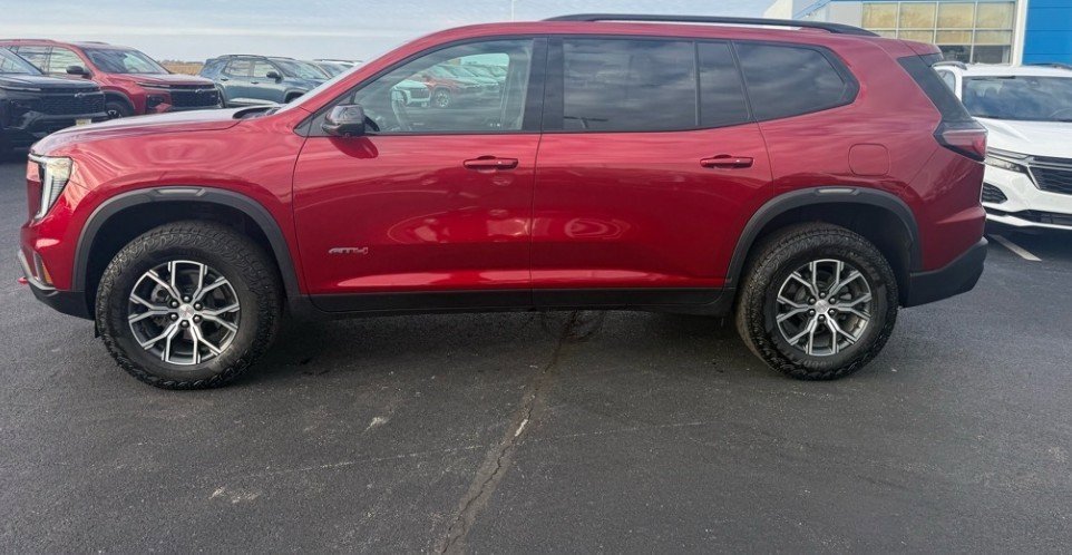 2024 GMC ACADIA - Image 3