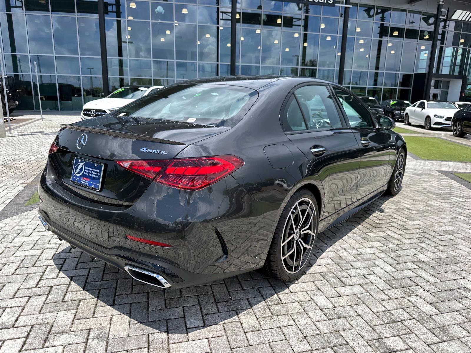 2025 Mercedes Benz C 300 4MATIC Sedan photo 4