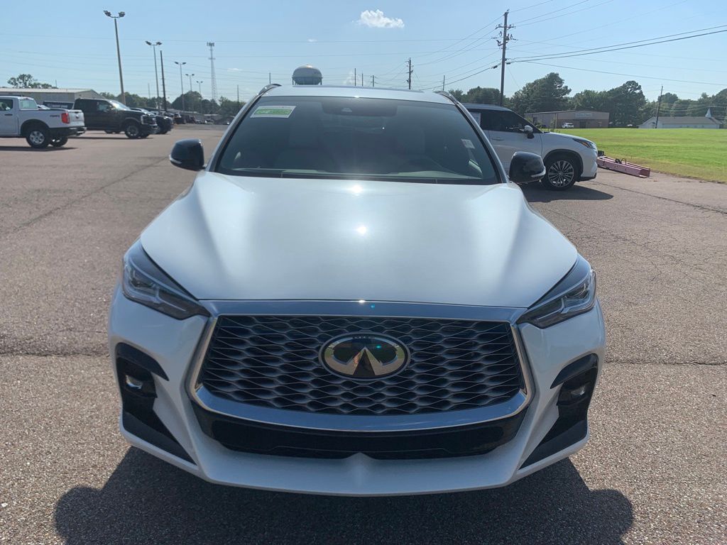 2024 Infiniti QX55 Luxe photo 2