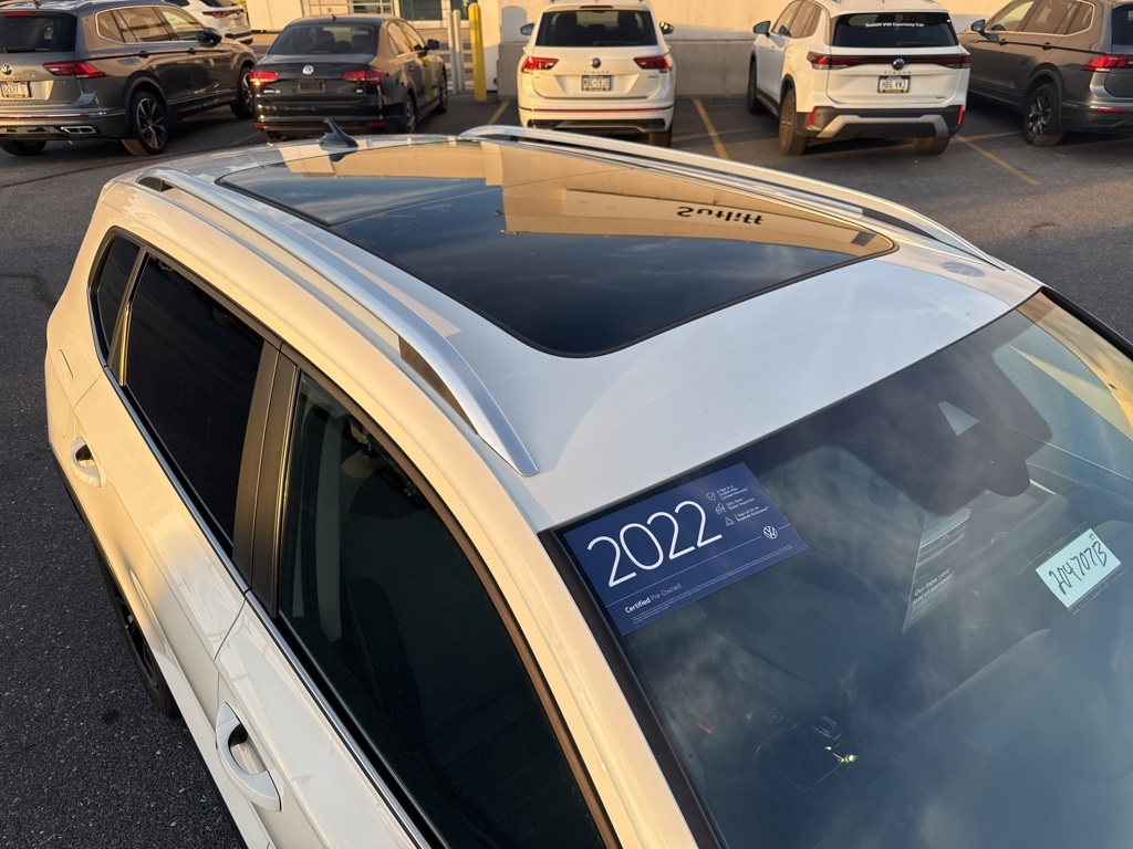 2022 Volkswagen Taos SE photo 3