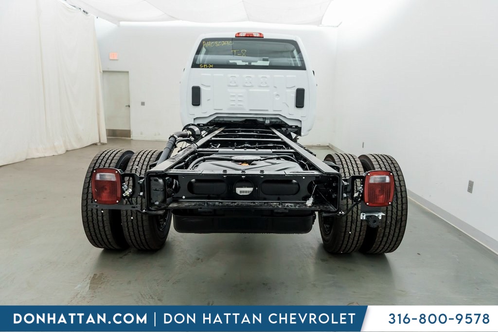 2024 Chevrolet Silverado 4500HD Work Truck photo 27