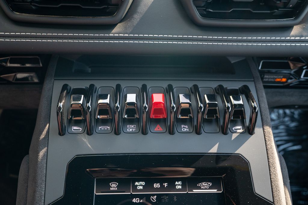 2024 Lamborghini Huracan Sterrato photo 29