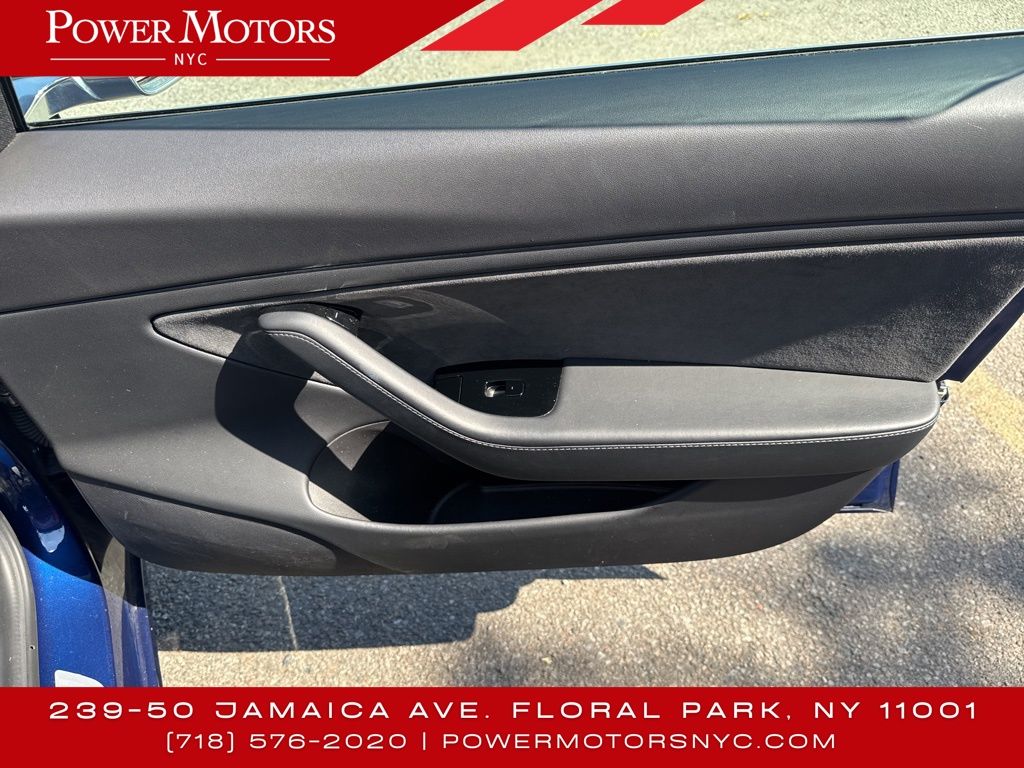 2019 Tesla Model 3 Long Range photo 12
