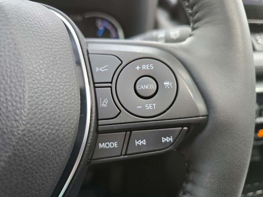 2023 Toyota RAV4 Hybrid XLE Premium photo 25