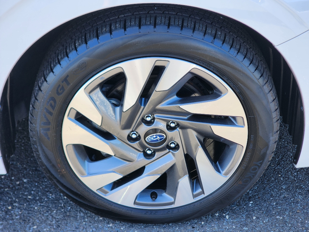2025 Subaru Legacy Limited photo 4