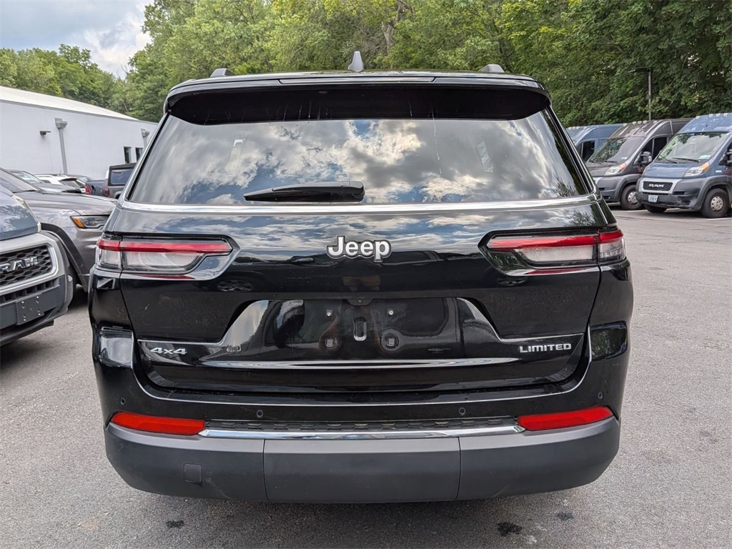 2025 Jeep Grand Cherokee Limited photo 4