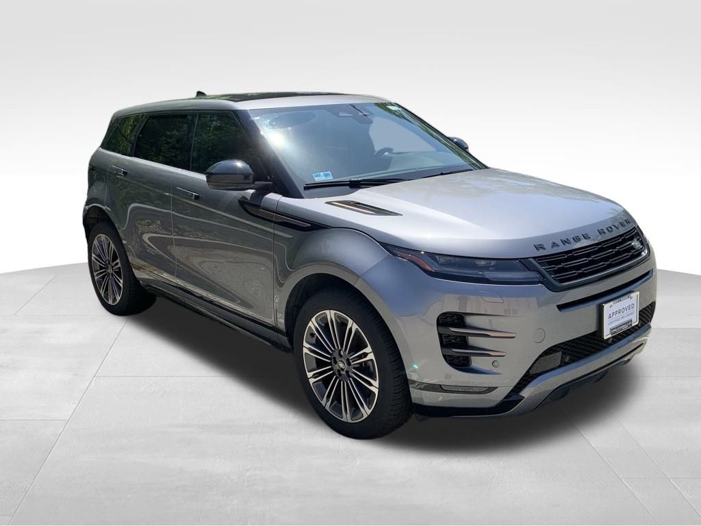 2024 Land Rover Range Rover Evoque Dynamic SE photo 3