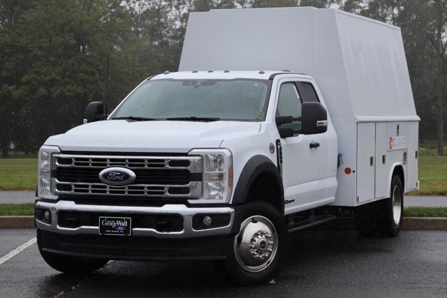 2026 Ford F-550 Super Duty Chassis Cab XL's photo