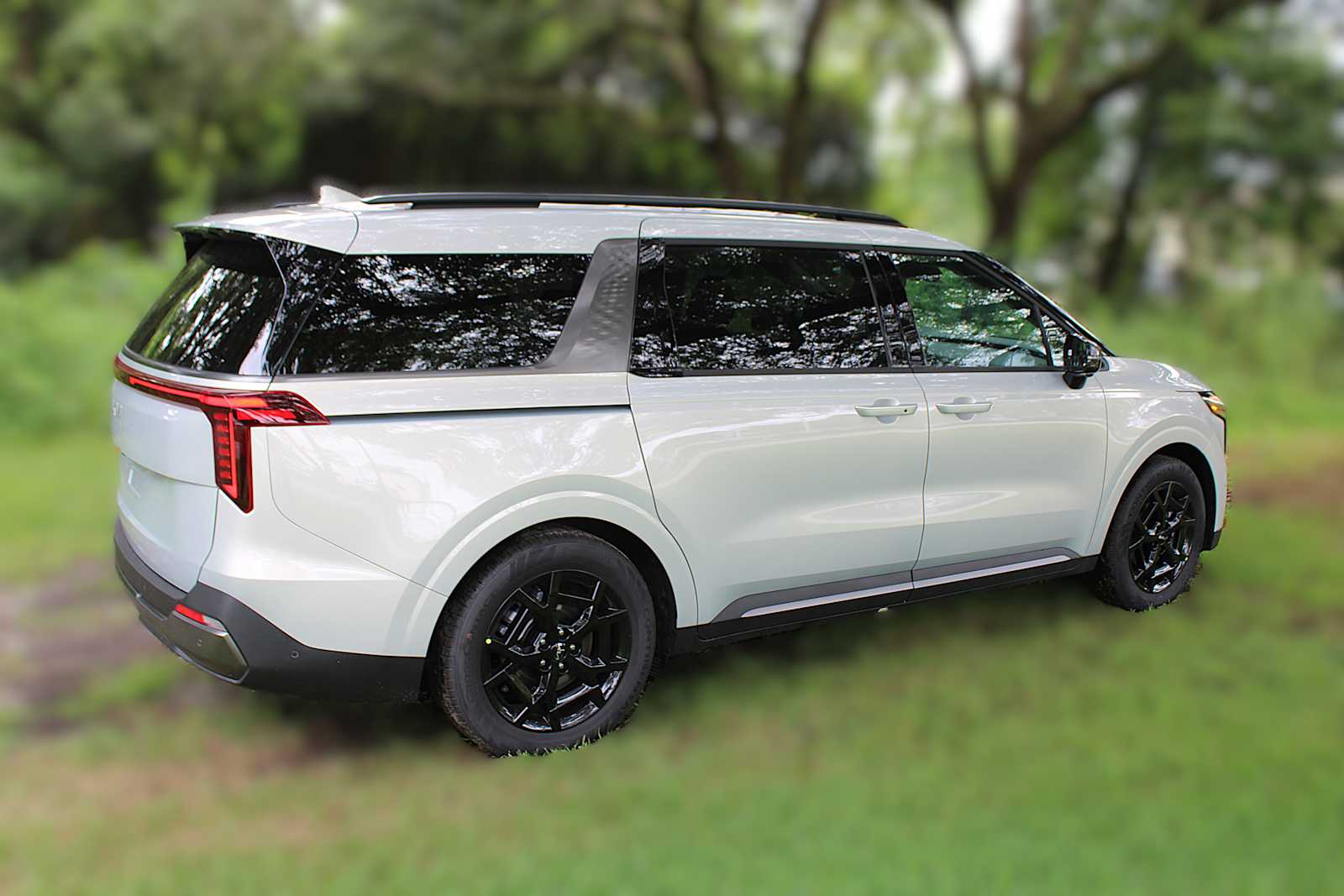 2025 Kia Carnival SX Prestige photo 8