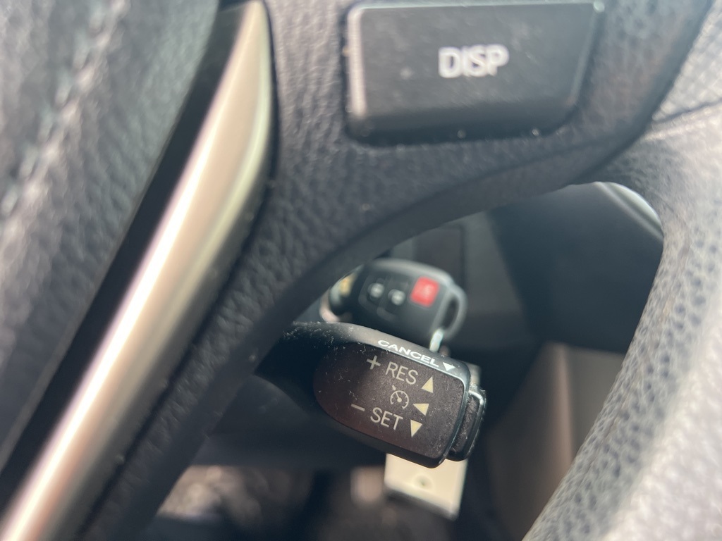 2015 Toyota RAV4 LE photo 16