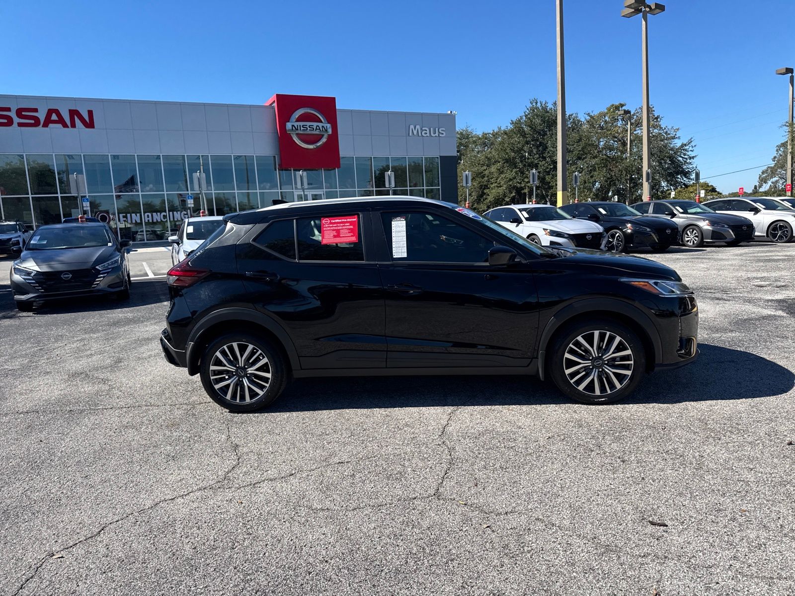 2024 Nissan Kicks SV photo 3