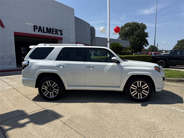 2023 Toyota 4Runner Limited photo 2
