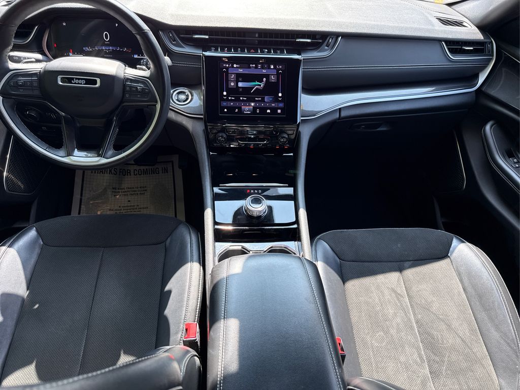 2021 Jeep Grand Cherokee Altitude photo 22